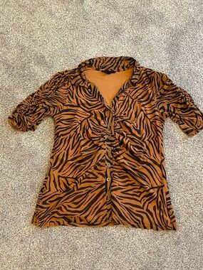 Jane Delancy Zebra Print Button Front Blouse Size M Animal Print Top Work Casual